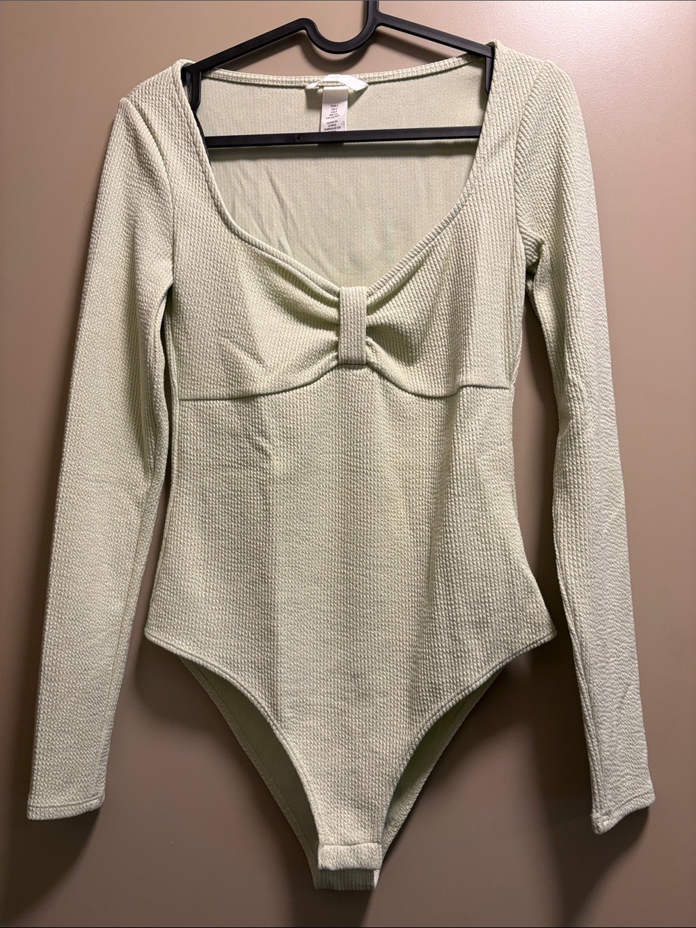 H&M Light Mint Green Long Sleeve Sweetheart Neck Bow-Front Bodysuit